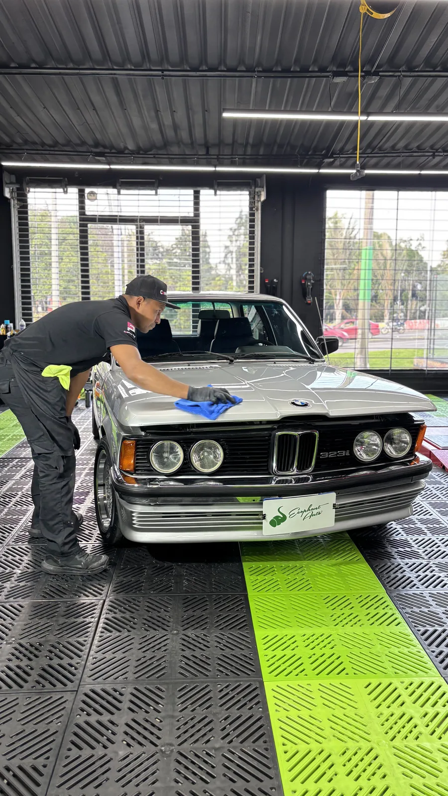 Ceramic Pro aplicado en vehículo premium 4