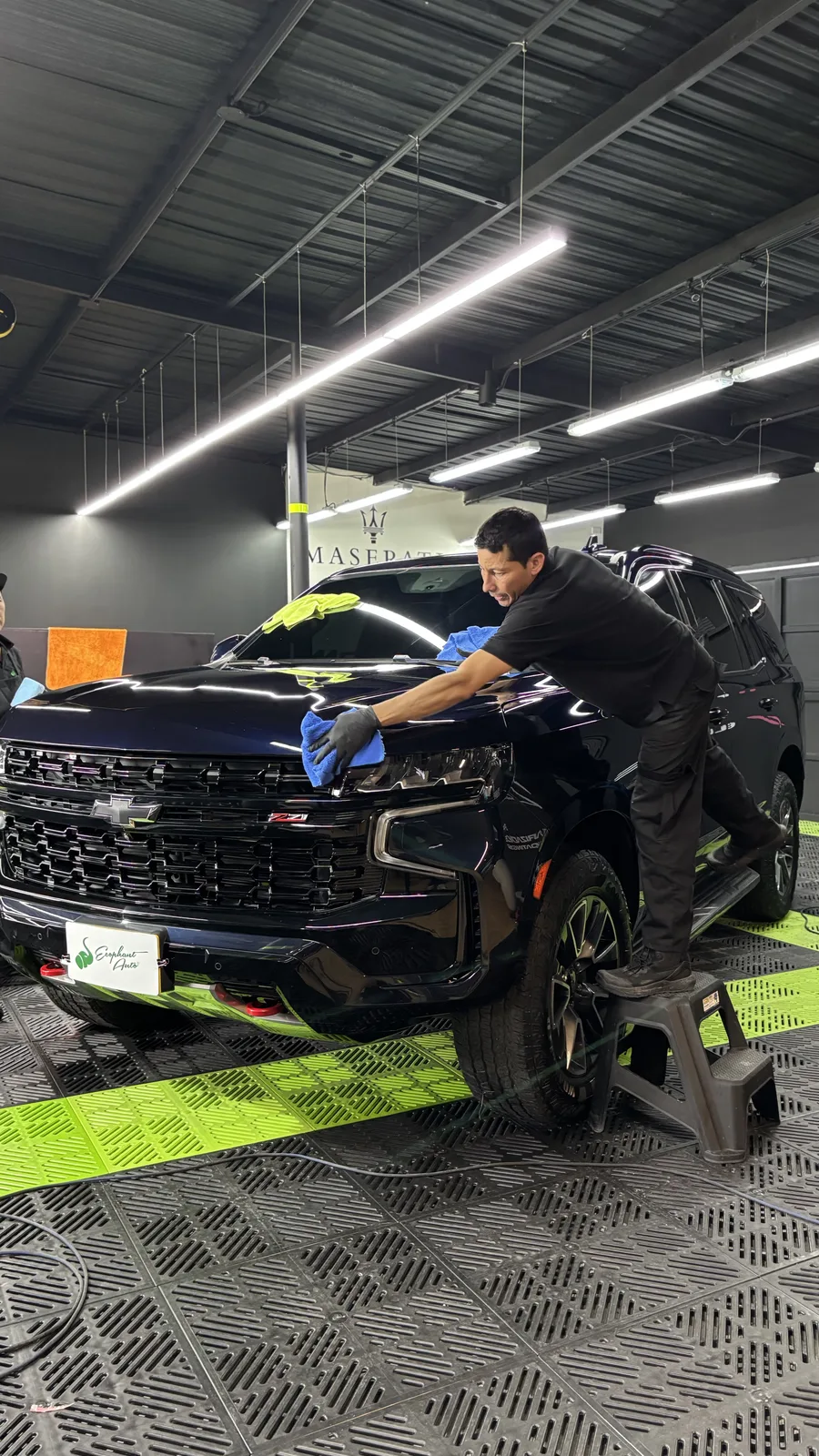 Ceramic Pro aplicado en vehículo premium 5