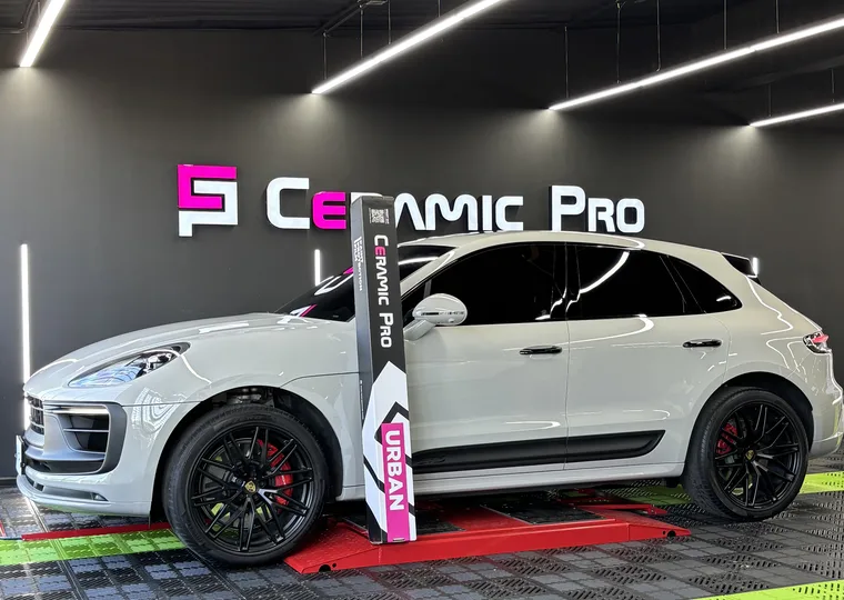 Experiencia bajo est&aacute;ndares Ceramic Pro